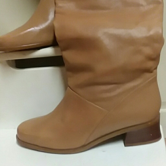 NEVER BEEN WORN Shelly tan half calf height boots - Picture 5 of 8